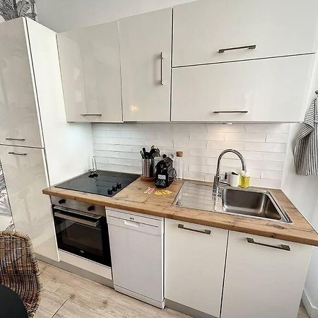 Appartement Lumineux Au Coeur De La Joliette Marseille Exterior photo