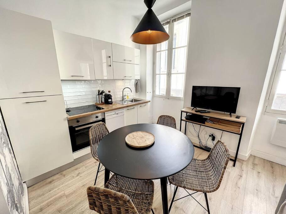 Appartement Lumineux Au Coeur De La Joliette Marseille Exterior photo